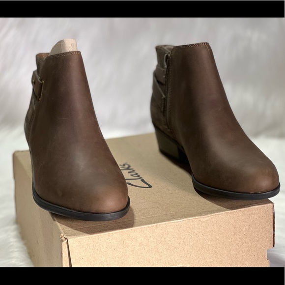 New Clarks Women's, Addiy Kara Ankle Boot - Picture 10 of 15